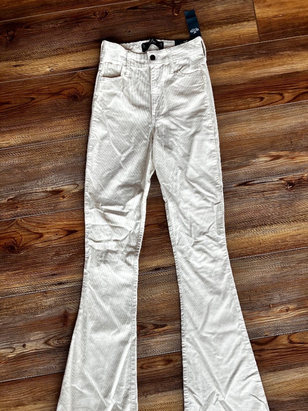 Hollister High Rise Flare Jeans NWT Sz 0R 24 White Corduroy Pants 30” Inseam